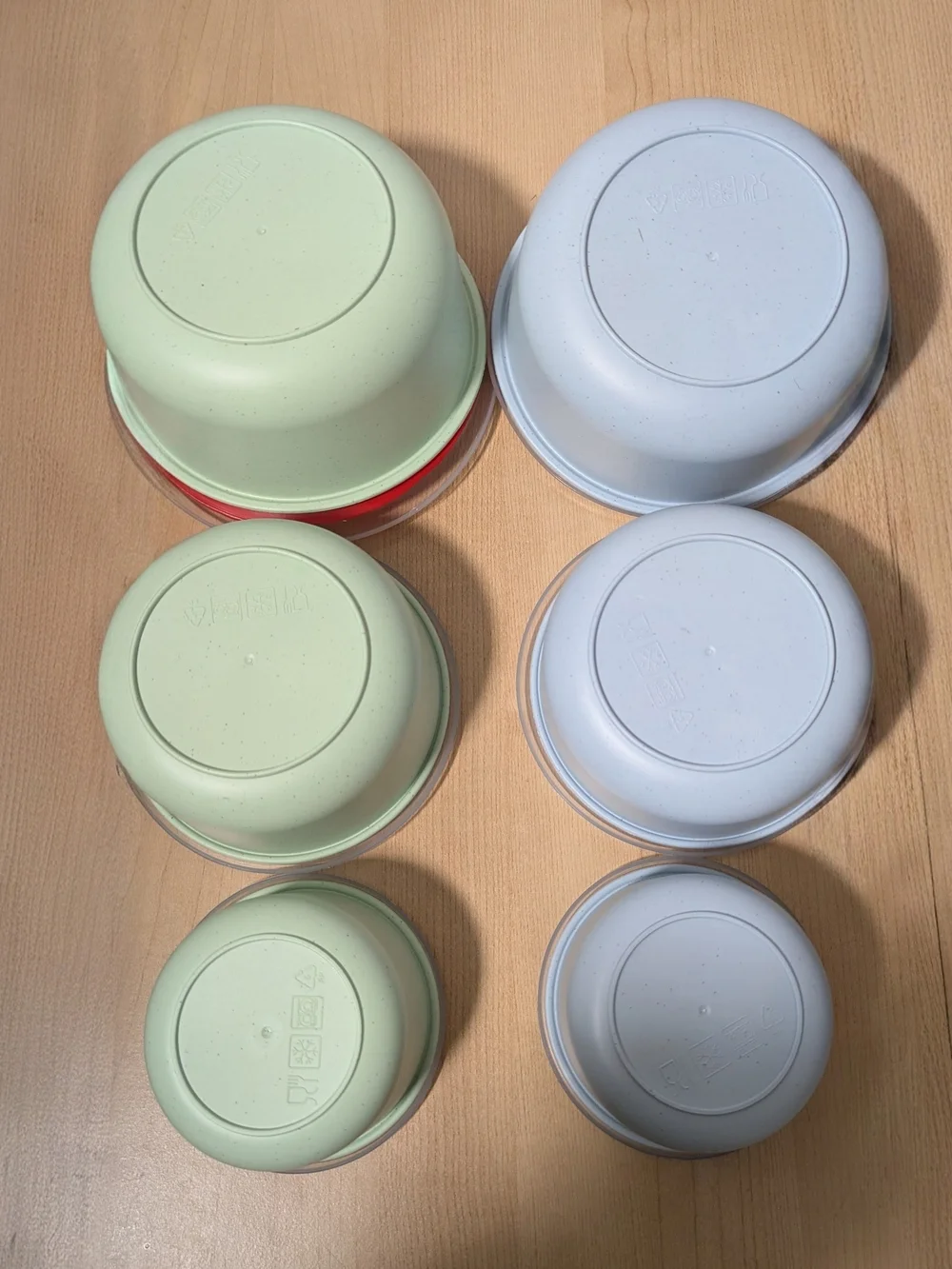 2 Sets of Food Storage Containers 10 oz 17 oz 30 oz